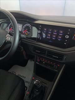 VOLKSWAGEN Polo 1.0 TSI R-Line