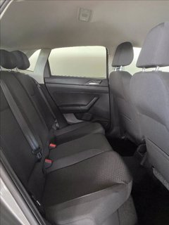 VOLKSWAGEN Polo 1.0 TSI R-Line