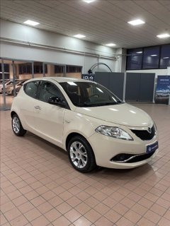 LANCIA Ypsilon 1.2 69 CV 5 porte Gold
