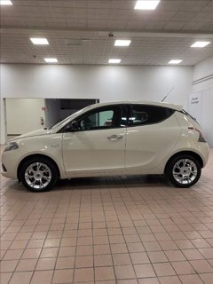 LANCIA Ypsilon 1.2 69 CV 5 porte Gold