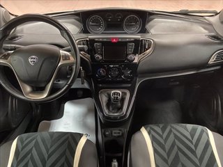 LANCIA Ypsilon 1.2 69 CV 5 porte Gold