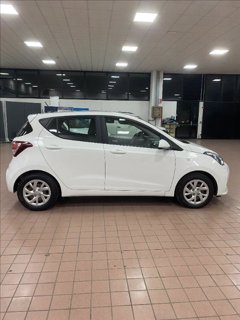 HYUNDAI i10 1.0 MPI Tech