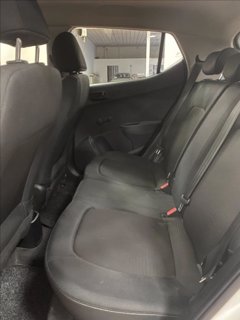 HYUNDAI i10 1.0 MPI Tech