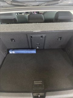 VOLKSWAGEN Golf 1.5 TGI DSG Style