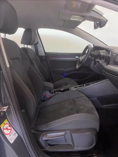 VOLKSWAGEN Golf 1.5 TGI DSG Style